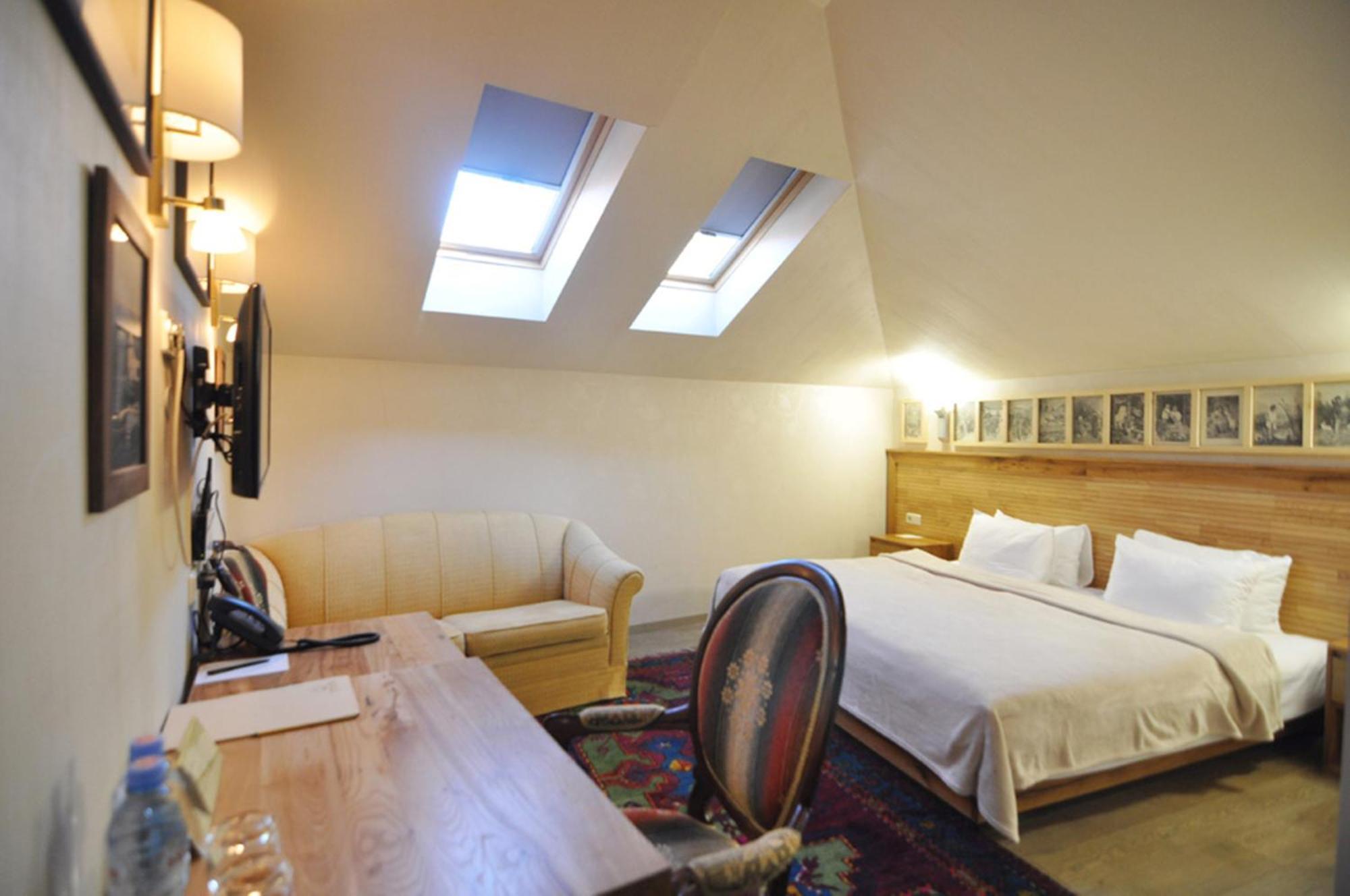 Vinotel Boutique Hotel Tiflis Habitación foto