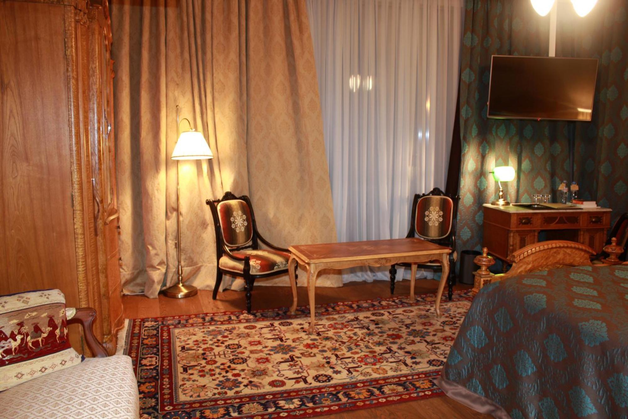 Vinotel Boutique Hotel Tiflis Habitación foto