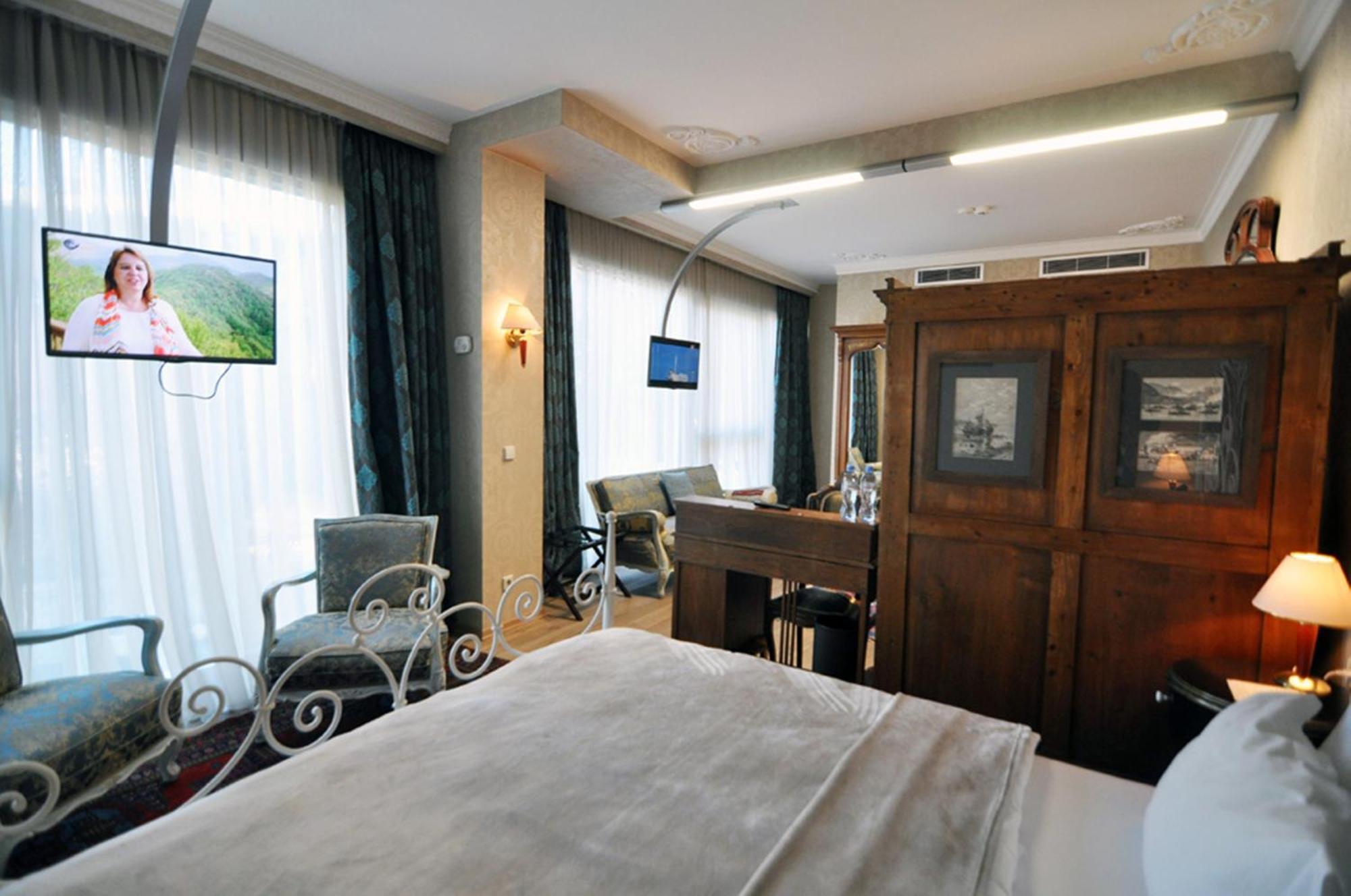 Vinotel Boutique Hotel Tiflis Habitación foto